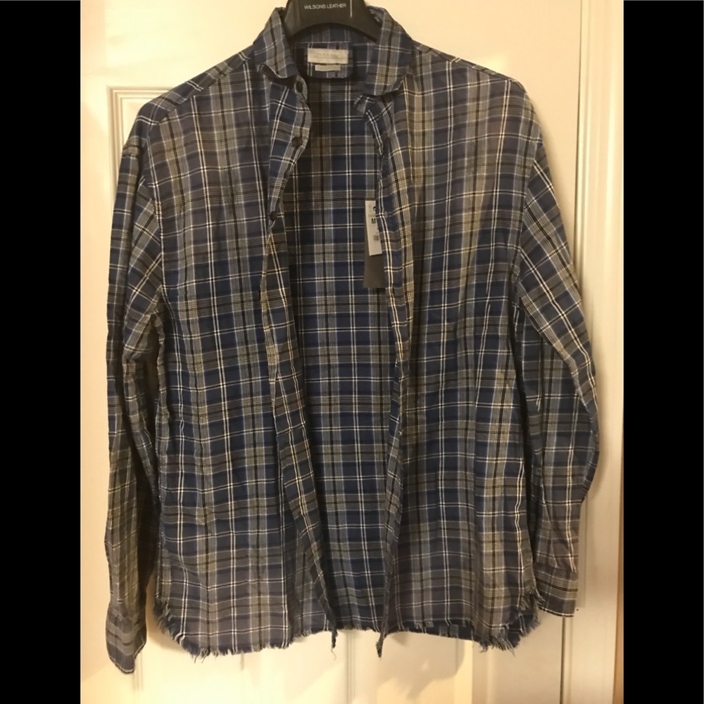 Zara man long sleeve button up. Relaxed fit.